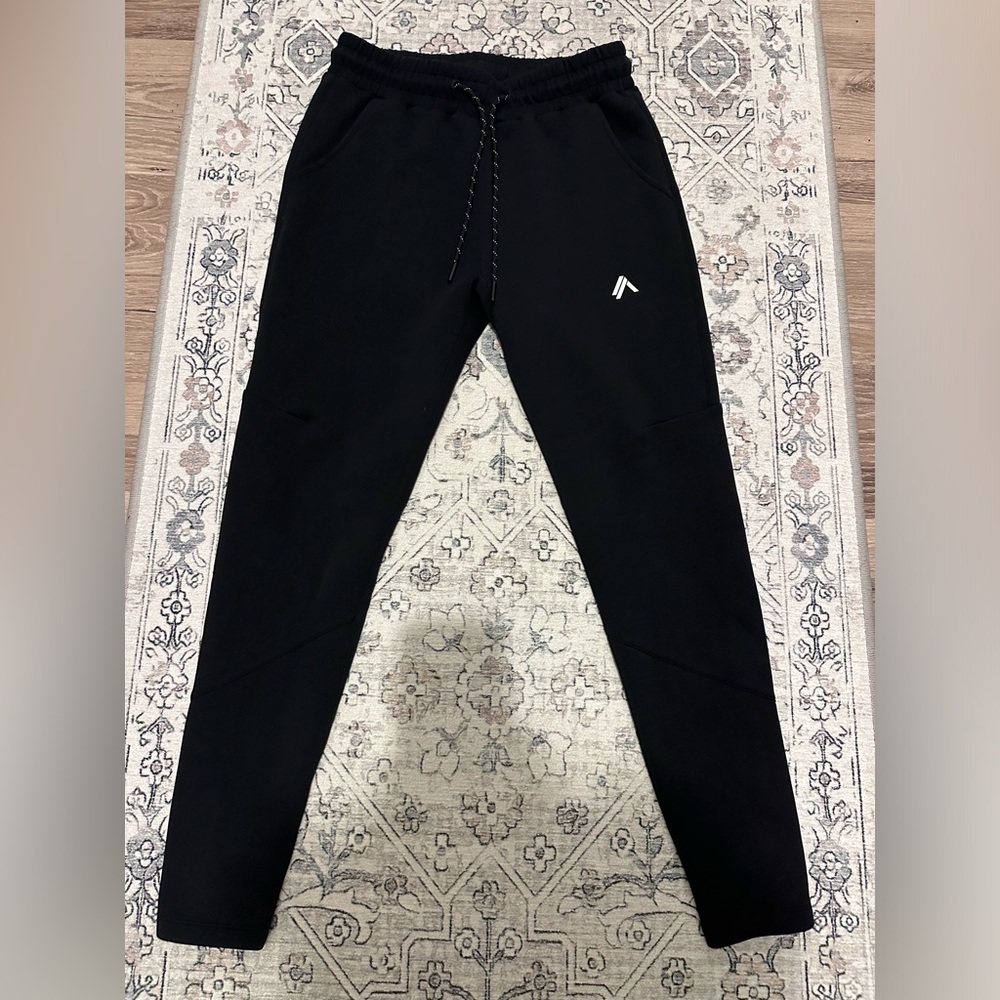Alphalete Women’s Joggers